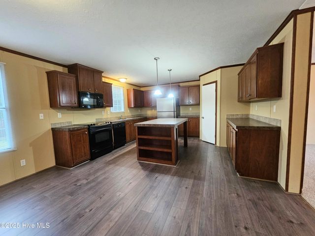 97 Lacewell Street, Riegelwood, NC 28456