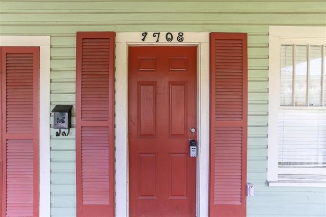 1708 Hodges Street, Lake Charles, LA 70601