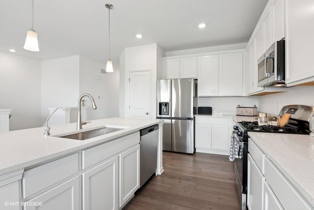 540 Comstock Road, South Elgin, IL 60177