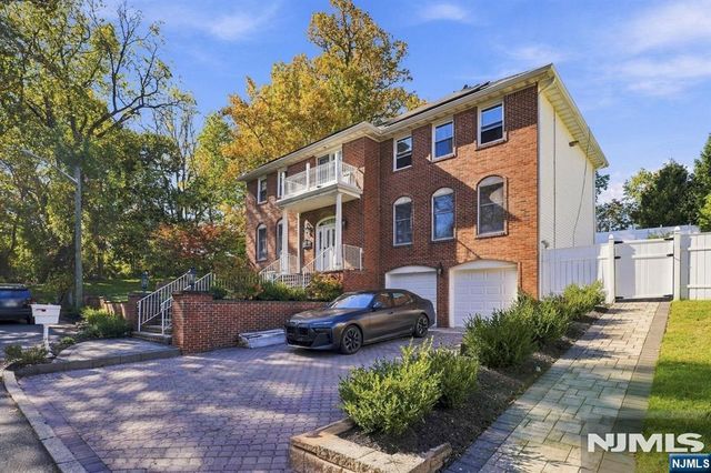 2 Wortendyke Avenue, Emerson, NJ 07630