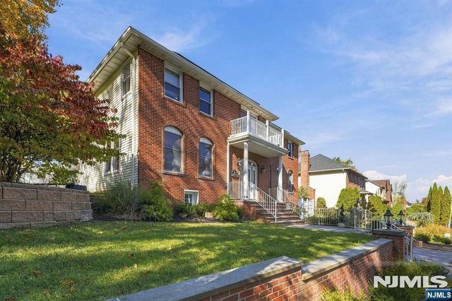 2 Wortendyke Avenue, Emerson, NJ 07630