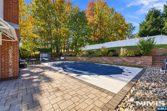 2 Wortendyke Avenue, Emerson, NJ 07630