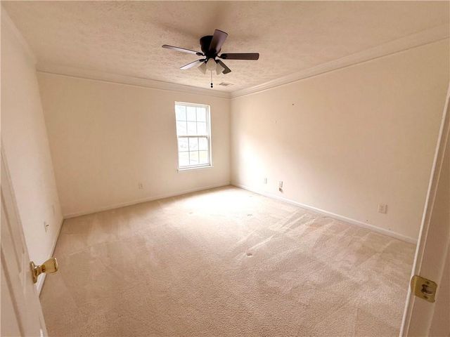 706 Hawthorn Lane, Grayson, GA 30017