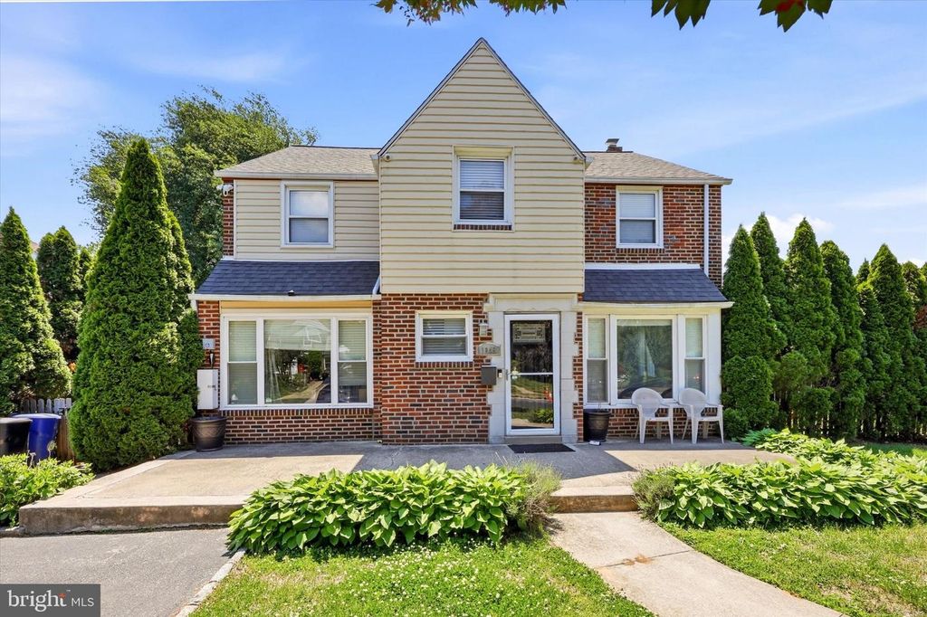 1646 SURREY LN, Havertown, PA 19083