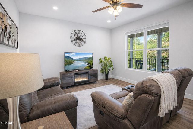 1103 Sanctuary Shores Way, Sevierville, TN 37876