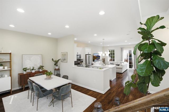 141 Roosevelt Drive, Wood Ridge, NJ 07075