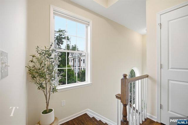 141 Roosevelt Drive, Wood Ridge, NJ 07075