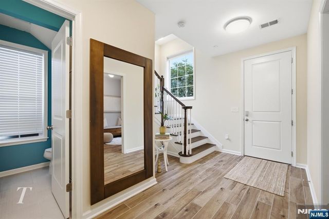 141 Roosevelt Drive, Wood Ridge, NJ 07075