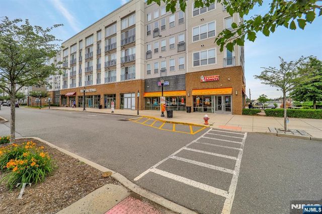 141 Roosevelt Drive, Wood Ridge, NJ 07075
