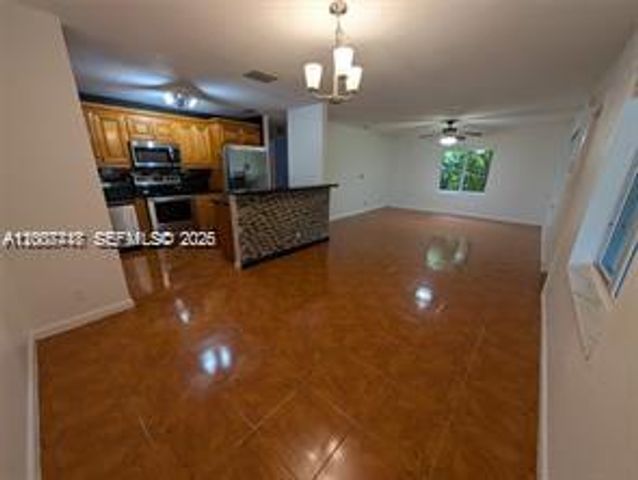 621 S 24th Ave, Hollywood, FL 33020