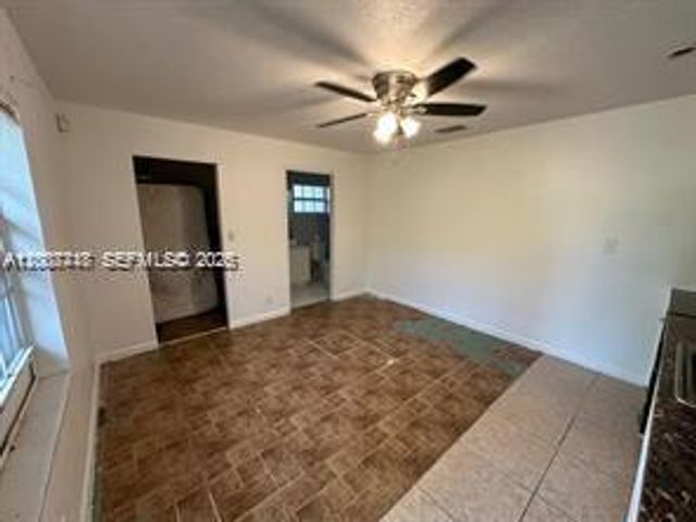 621 S 24th Ave, Hollywood, FL 33020