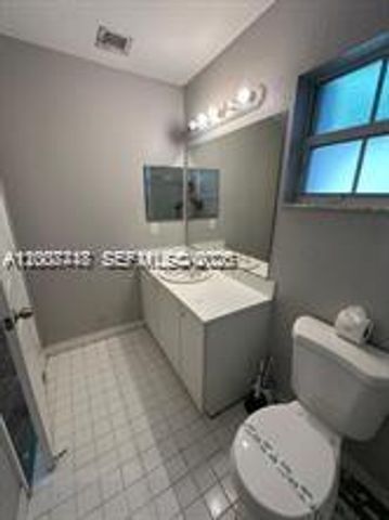 621 S 24th Ave, Hollywood, FL 33020