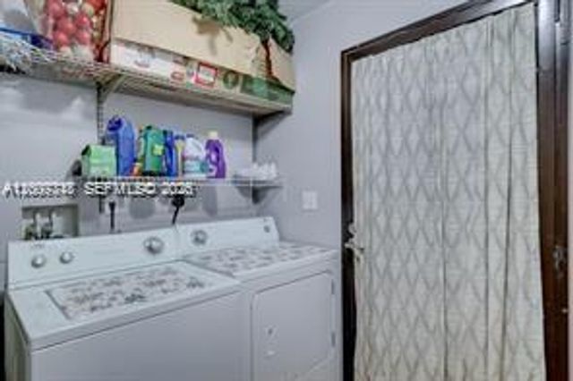 621 S 24th Ave, Hollywood, FL 33020