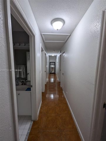 621 S 24th Ave, Hollywood, FL 33020