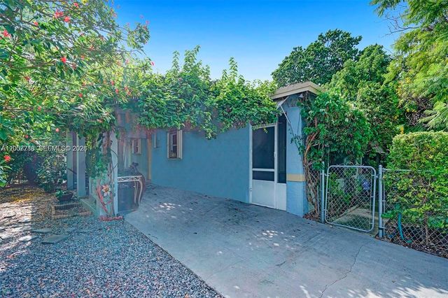 621 S 24th Ave, Hollywood, FL 33020