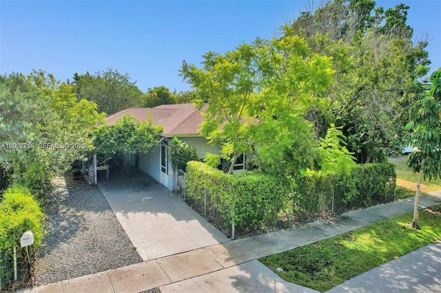 621 S 24th Ave, Hollywood, FL 33020