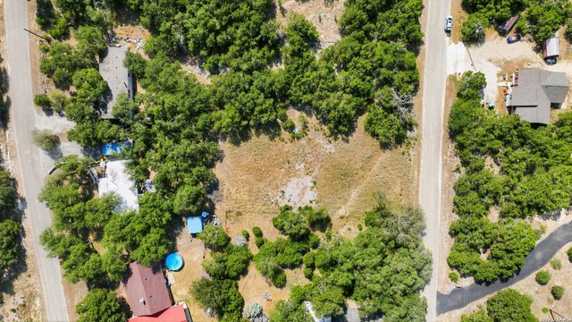 1007 Deer Run Pass, Canyon Lake, TX 78133