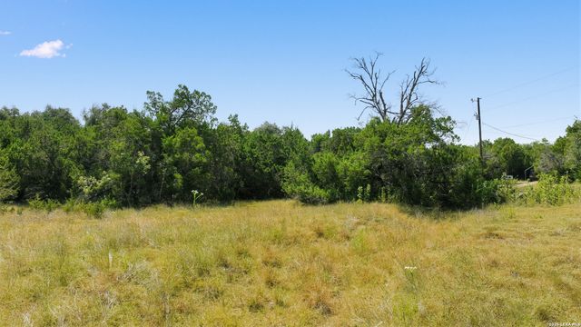 1007 Deer Run Pass, Canyon Lake, TX 78133