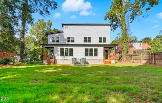 304 N King Charles Road 102, Raleigh, NC 27610