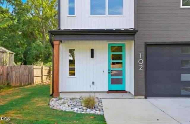 304 N King Charles Road 102, Raleigh, NC 27610