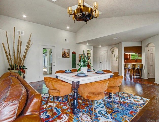 101 Cedarwood, Hot Springs, AR 71913