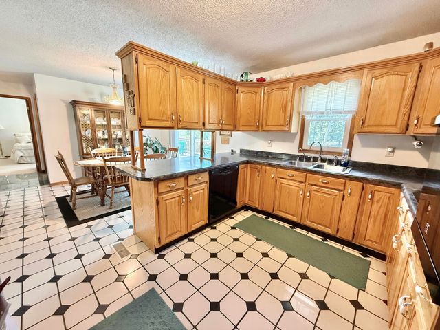 1069 Meadows Grove Road, Pine Knot, KY 42635