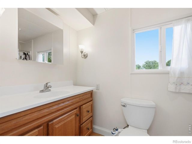 3906 Yosemite Drive, Greeley, CO 80634