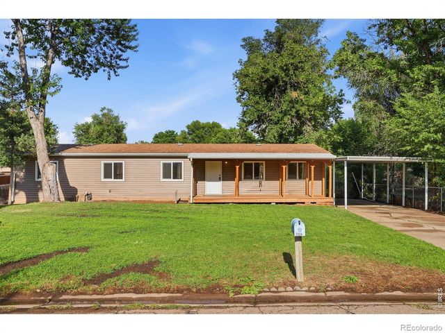 3906 Yosemite Drive, Greeley, CO 80634