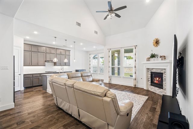 1600 Chickadee Drive, Argyle, TX 76226