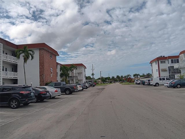 4310 NW 12th Court 203, Lauderhill, FL 33313