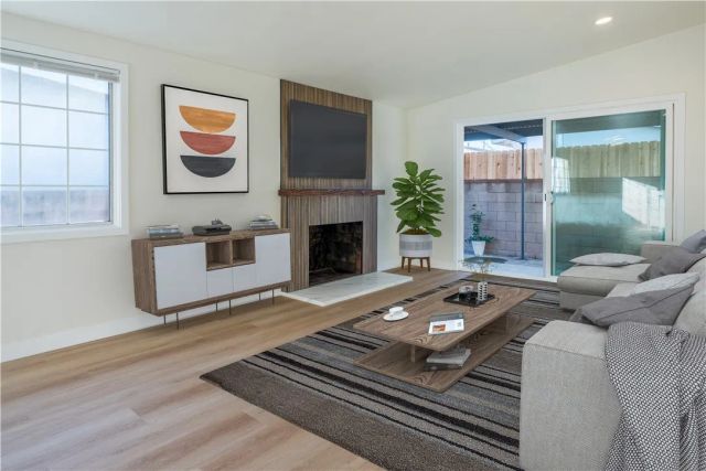 16931 S Raymond Avenue, Gardena, CA 90247