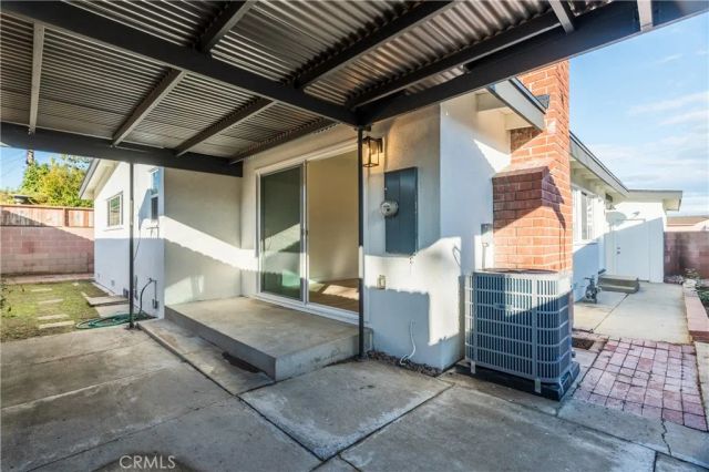 16931 S Raymond Avenue, Gardena, CA 90247