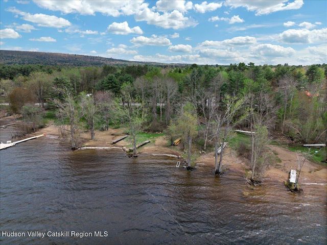 124 Mohawk Avenue, Broadalbin, NY 12025