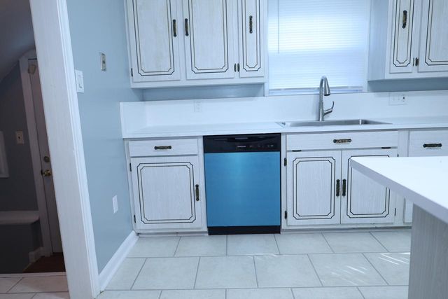 4073 N 40th STREET, Milwaukee, WI 53216
