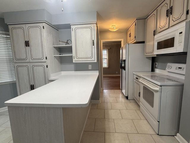 4073 N 40th STREET, Milwaukee, WI 53216