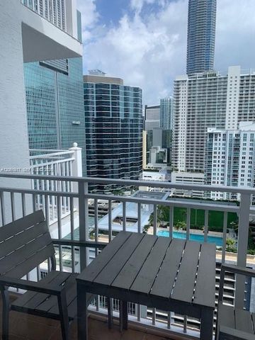 185 SE 14 2611 2611, Miami, FL 33131