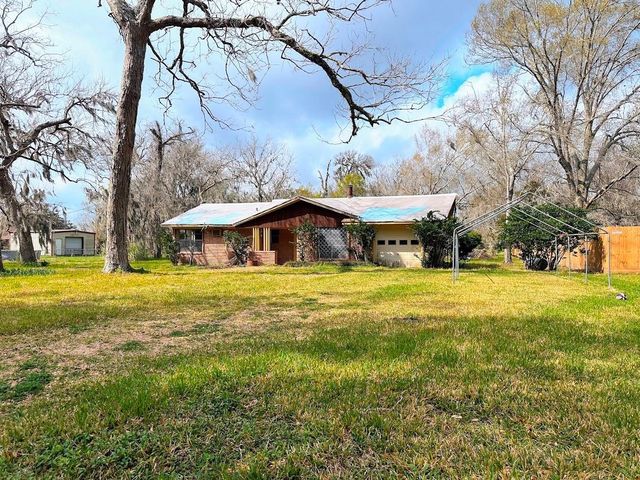3415 County Road 361, Brazoria, TX 77422