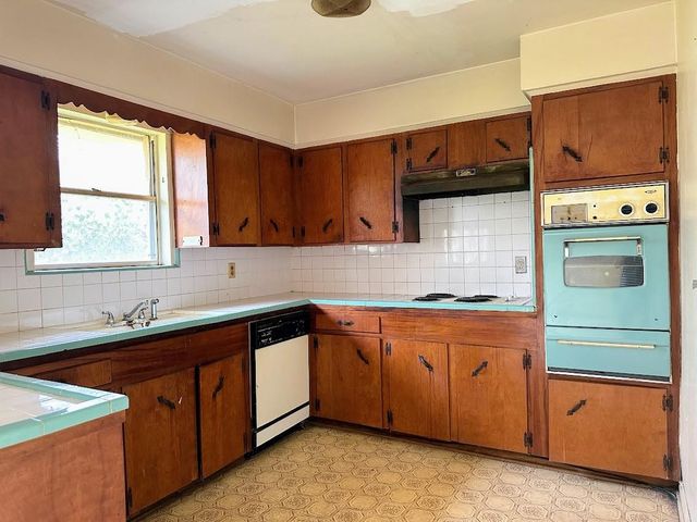 3415 County Road 361, Brazoria, TX 77422