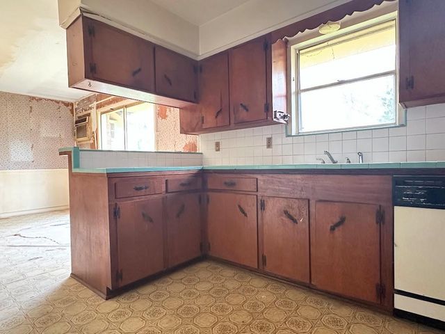 3415 County Road 361, Brazoria, TX 77422