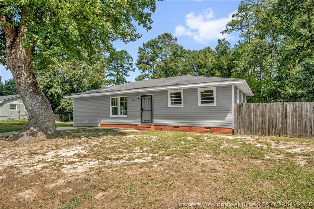 136 Bladen Circle, Fayetteville, NC 28312 — photo 2