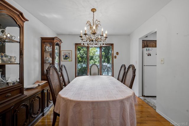 10 Arcadia Drive, Dix Hills, NY 11746