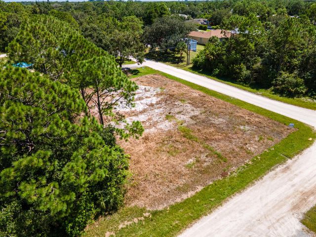 9216 103rd Court, Vero Beach, FL 32967