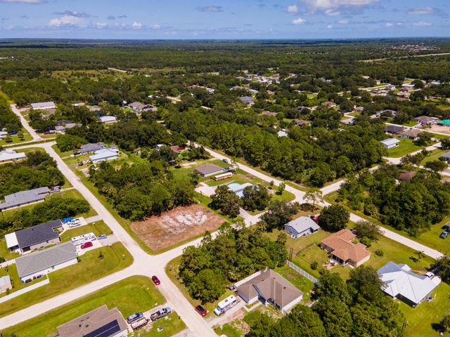 9216 103rd Court, Vero Beach, FL 32967