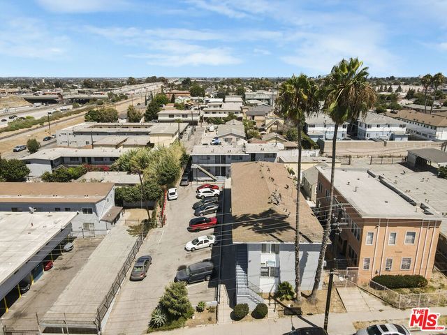 11718 S Budlong Avenue, Los Angeles, CA 90044