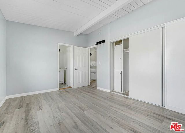 11718 S Budlong Avenue, Los Angeles, CA 90044
