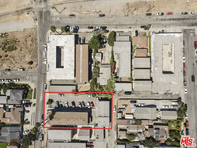 11718 S Budlong Avenue, Los Angeles, CA 90044