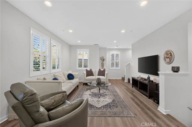 169 Hideaway loop, Mission Viejo, CA 92692