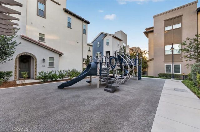 169 Hideaway loop, Mission Viejo, CA 92692