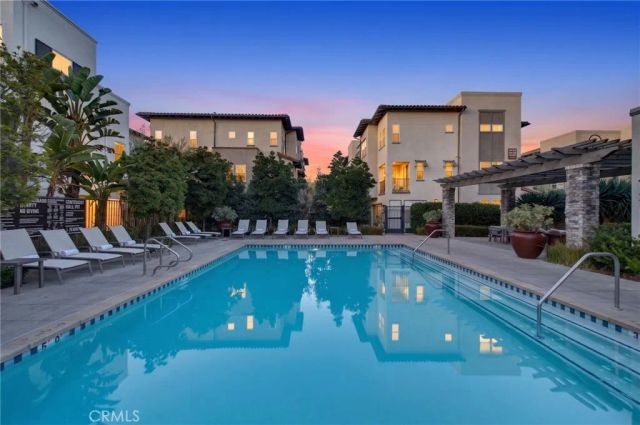 169 Hideaway loop, Mission Viejo, CA 92692