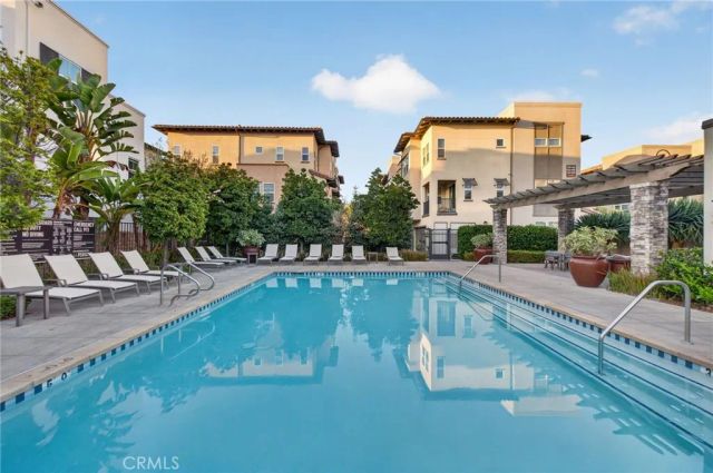 169 Hideaway loop, Mission Viejo, CA 92692